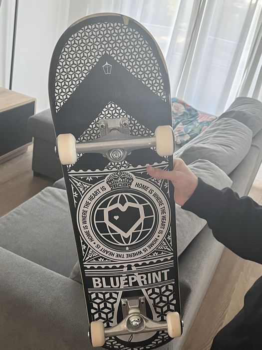 Skate preto e branco