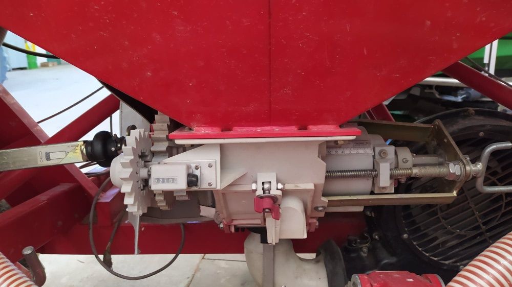 Siewnik Kverneland Accord L 4,5m