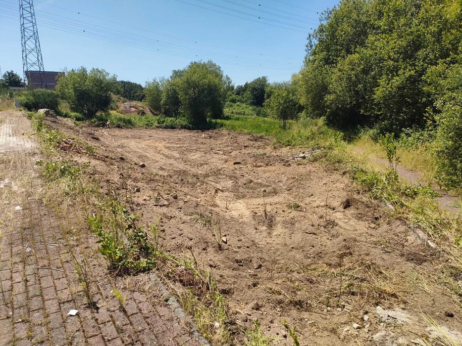 Terreno urbano, para construção de moradia de gaveto em Palmeira, Braga