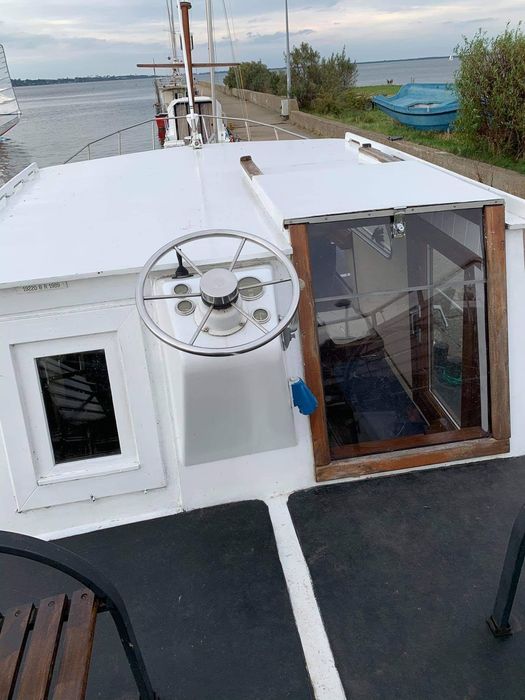 Łódź motorowa Neptunes pełnomorska