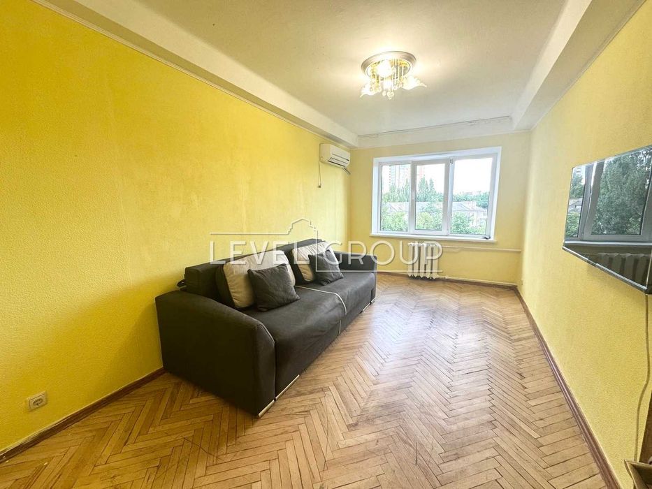 Продам дуже світла та тепла квартира з комфортним плануванням
