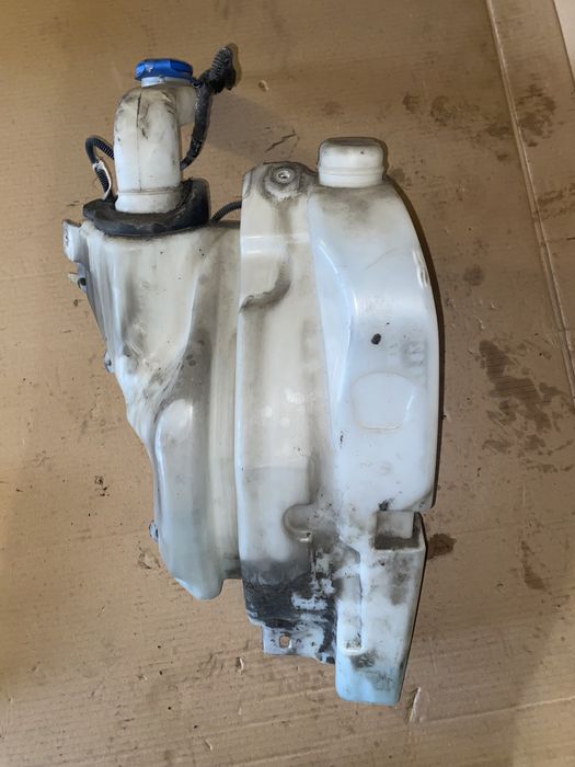Zbiornik Zbiorniczek Spryskiwaczy Audi A8 D3,4E0.955.453C 4E0.955.453C