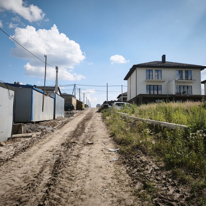 зем.діл вул. Кулика і Гудачека ( з світлом, газом)