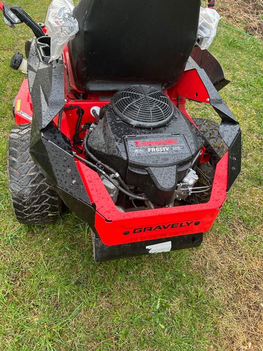 Kosiarki traktorek Johan Deer E 130