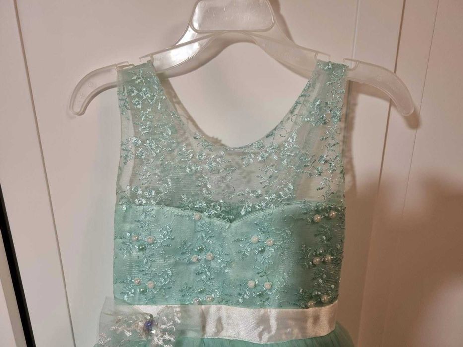 Святкове плаття 6-8 років