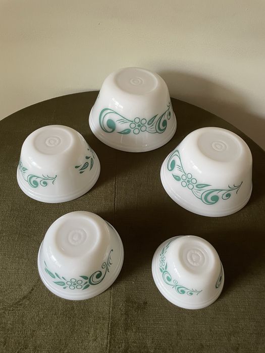 Conjunto de 5 saladeiras / taças em vidro decoradas