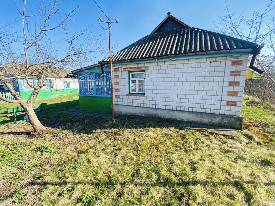 Будинок з великою ділянкою 0,6 га