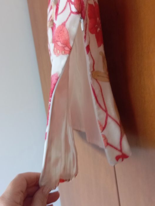 Top muito elegante 44, mas veste 40/42