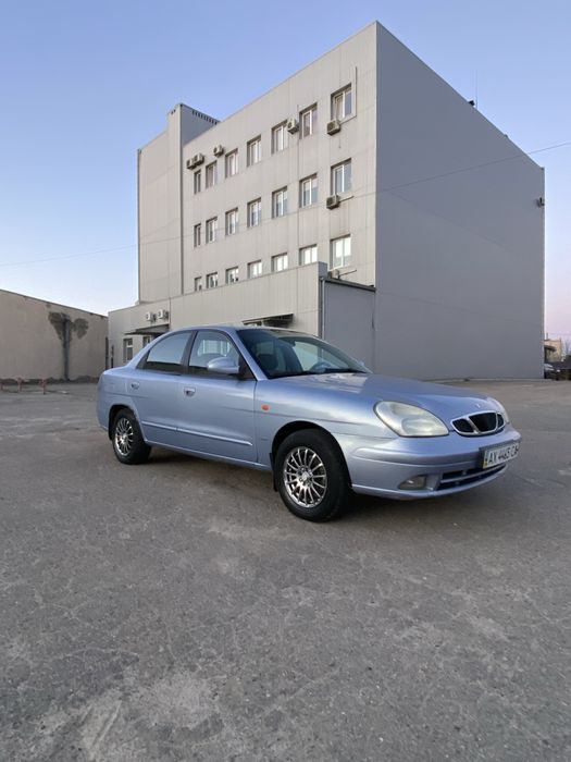 Дэу Нубира 2003 год