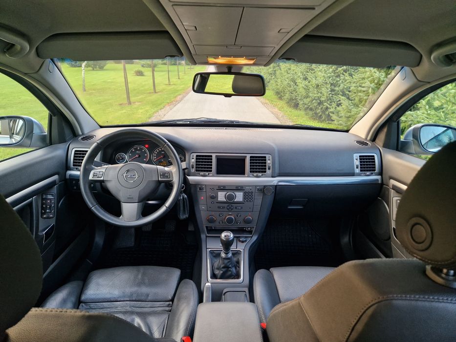 Opel Signum 1.9 CDTI 150KM CosmoPlus