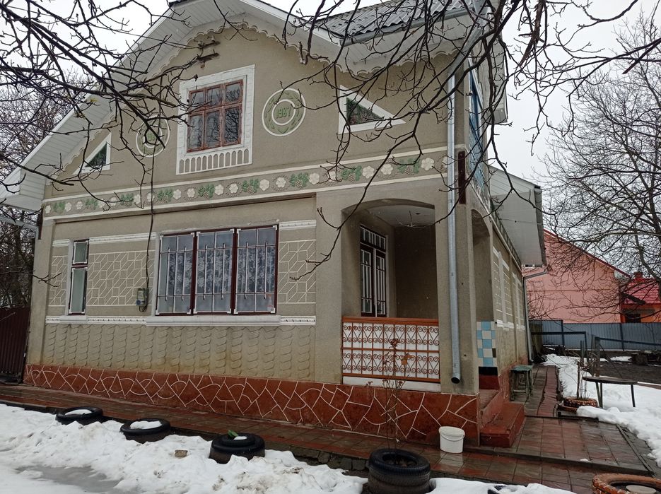 Продається будинок в селі Михайлівка.