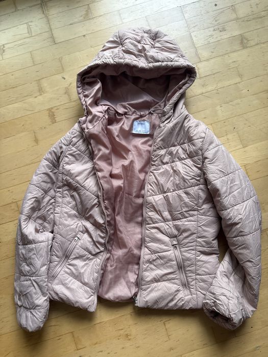 Odzież damska roz. 40 L 4 szt. kurtka Bershka