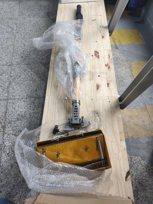 Caixa Emassadora de Pladur / Drywall 10" com Cabo Telescópico (NOVA)