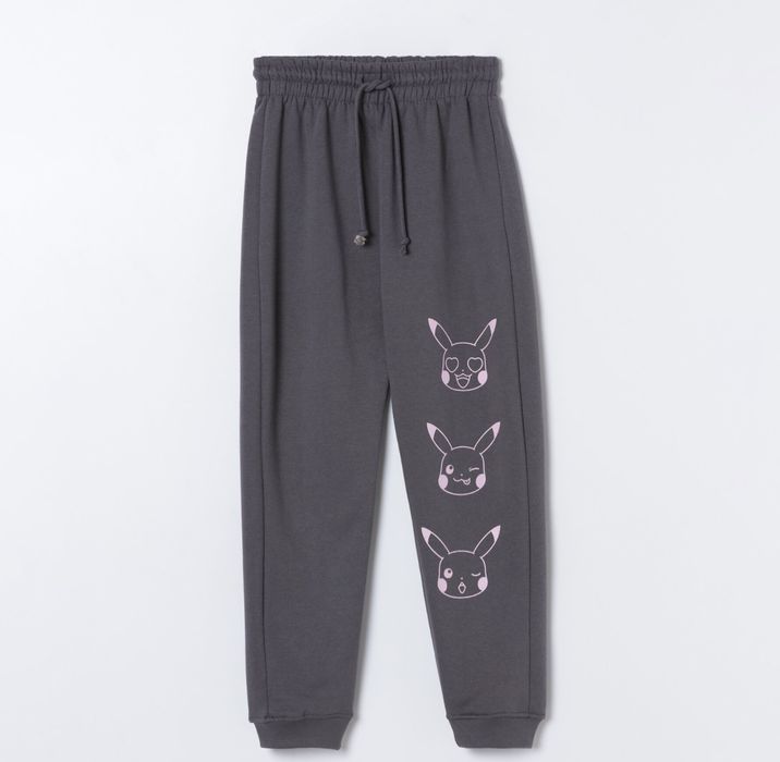 Fato de treino Pokemon Pikachu (novo)