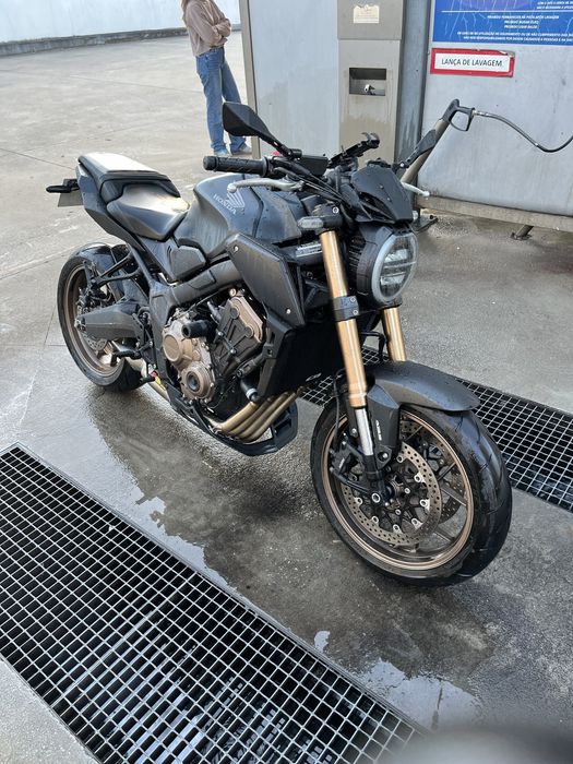 Mota Honda CB650R 2023 (35Kw) Carta A2