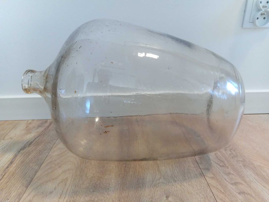 Gąsior na wino / SPRAWNY / 16 LITRÓW / balon / dymion /DARMOWA DOSTAWA