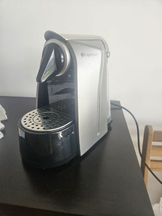 Máquina de Café Cinza Expresso