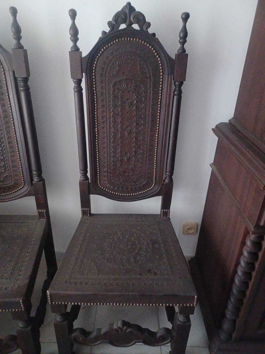 Mobilia de sala em madeira maciça