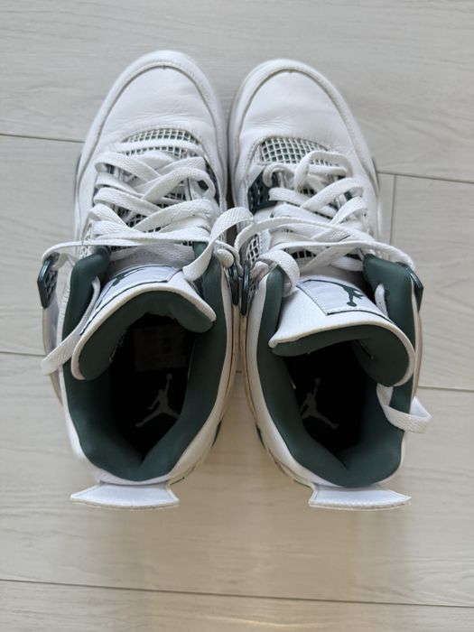 Кросівки Air Jordan 4 Retro