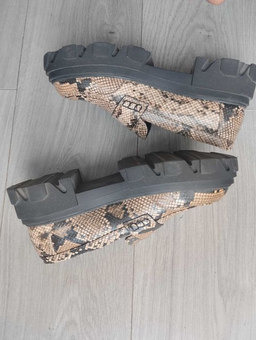 buty laofrsy ONLY 39 jak 40 wzór skóra węża