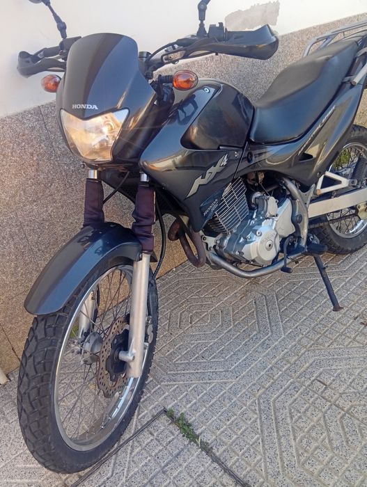 Honda NX400 Falcon
