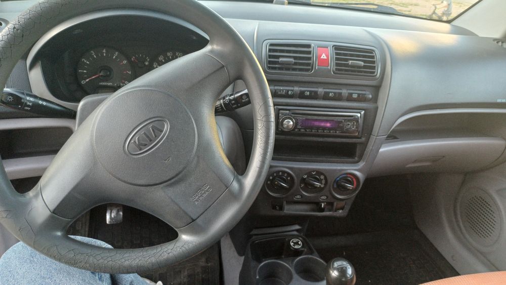 Продам автомобиль Kia picanto
