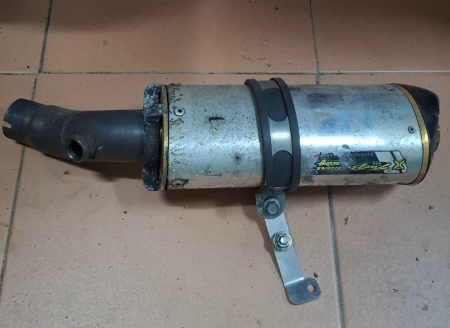 Escape moto two brothers- Kawasaki ER6/ ninja650/versys 650