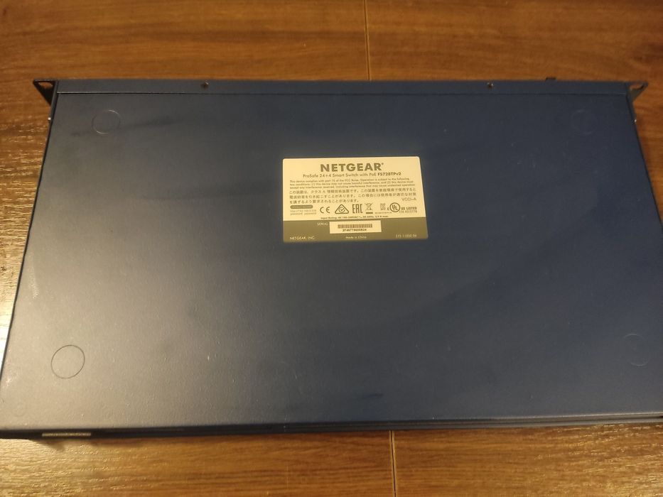 Switch PoE NETGEAR FS728TPv2 24+4 porty, 2xSFP, zarządzalny
