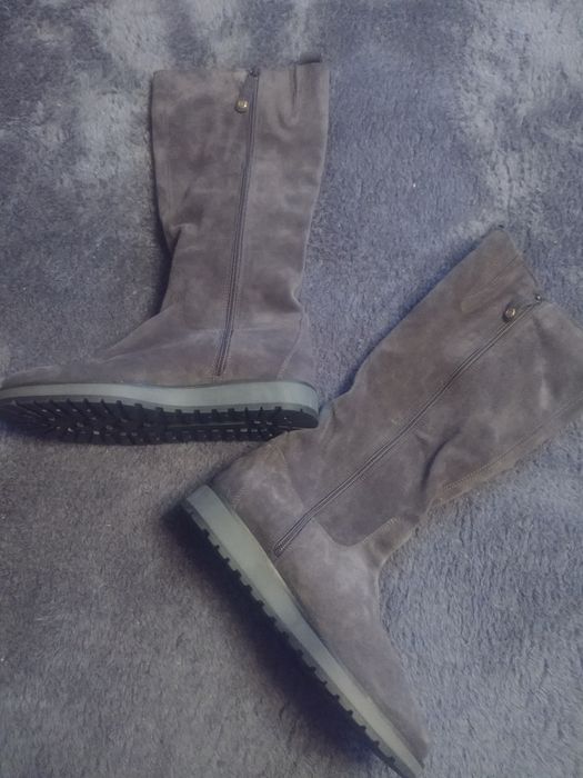 Kozaki Tommy Hilfiger roz 38. Skóra zamsz.