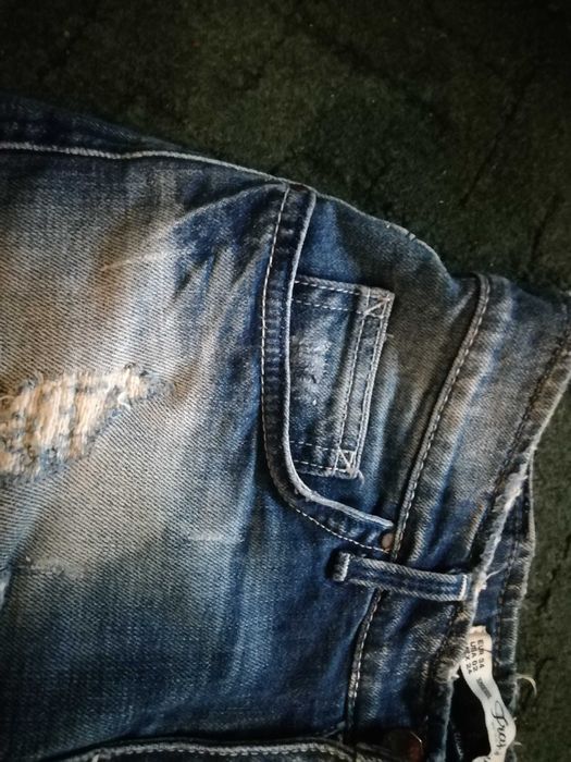 Продам шорты рваные.