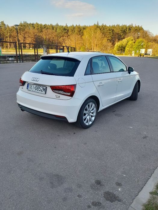 Sprzedam audi a1 sportback 1,0 bezyna 95koni 2016r