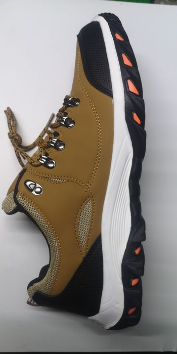 Sapatilha de caminhada( tamanho 45)NOVOS!!!