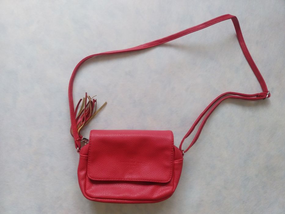 Сумочка женская красная