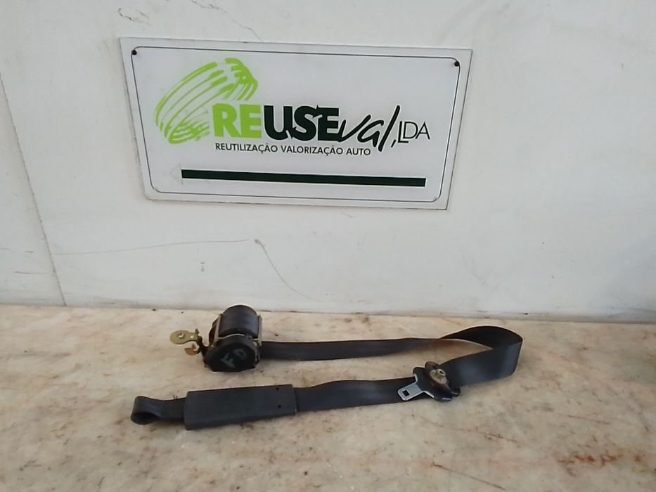 Cinto frente direito RENAULT Megane II CC (EM0/1_)