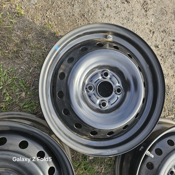 Nowe felgi 15 Suzuki Swift Baleno Ignis 4x100 ET40 TPMS