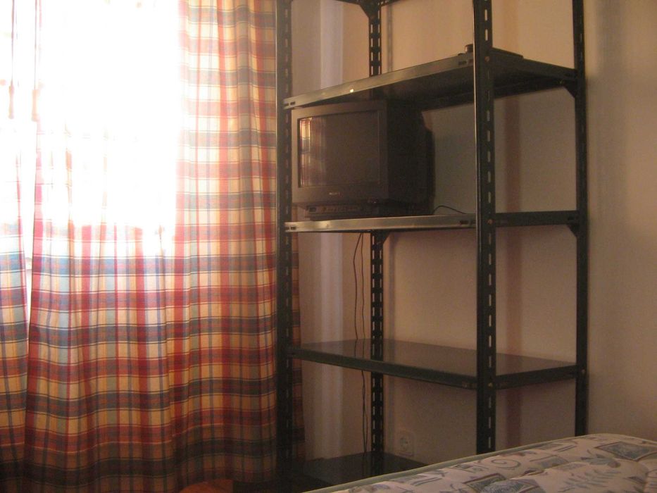 Arrenda-se quarto em Tomar