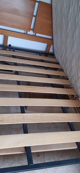 Cama casal robusta  1,40×1,90 m