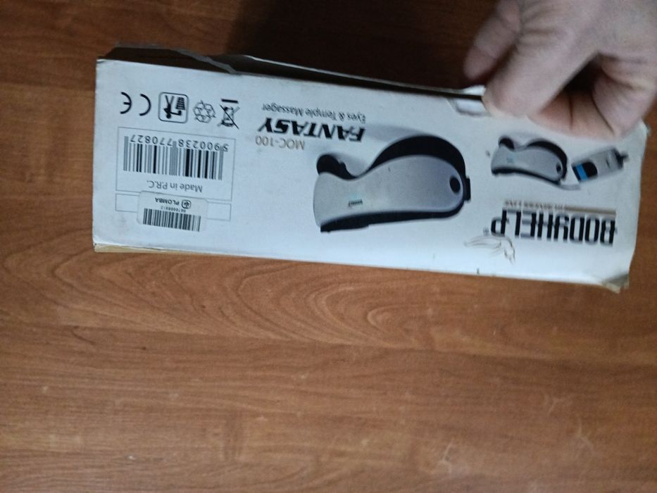 Masażer oczu i skroni