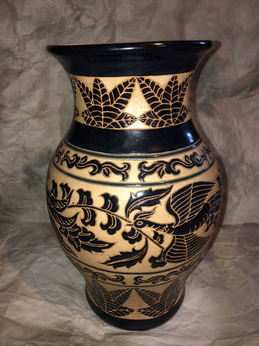 Rzadki antyczny wazon