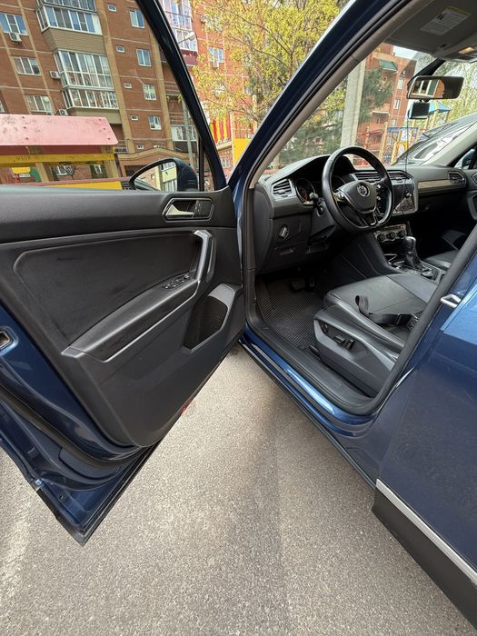 Продам Volkswagen Tiguan