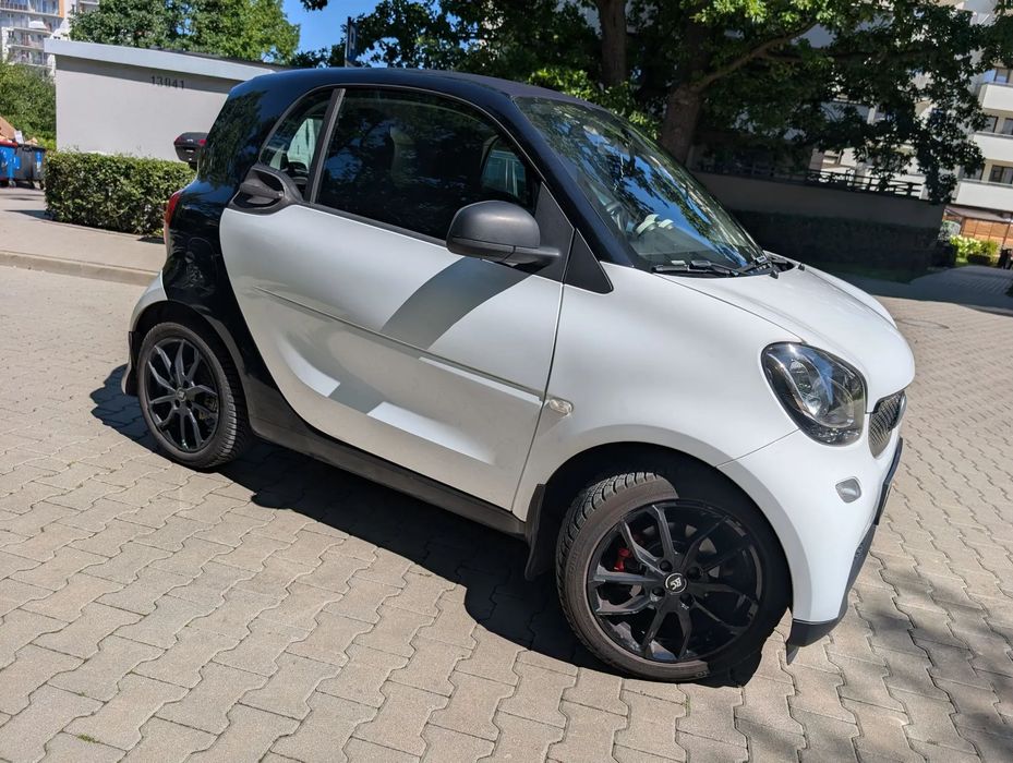 Smart Fortwo Smart ForTwo 2015 - niski przebieg, nowe felgi, tempomat