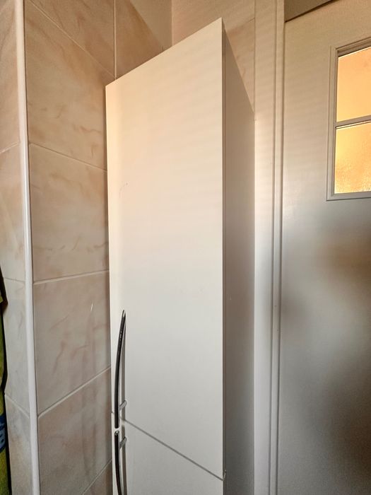 Słupek i szafka 60 cm