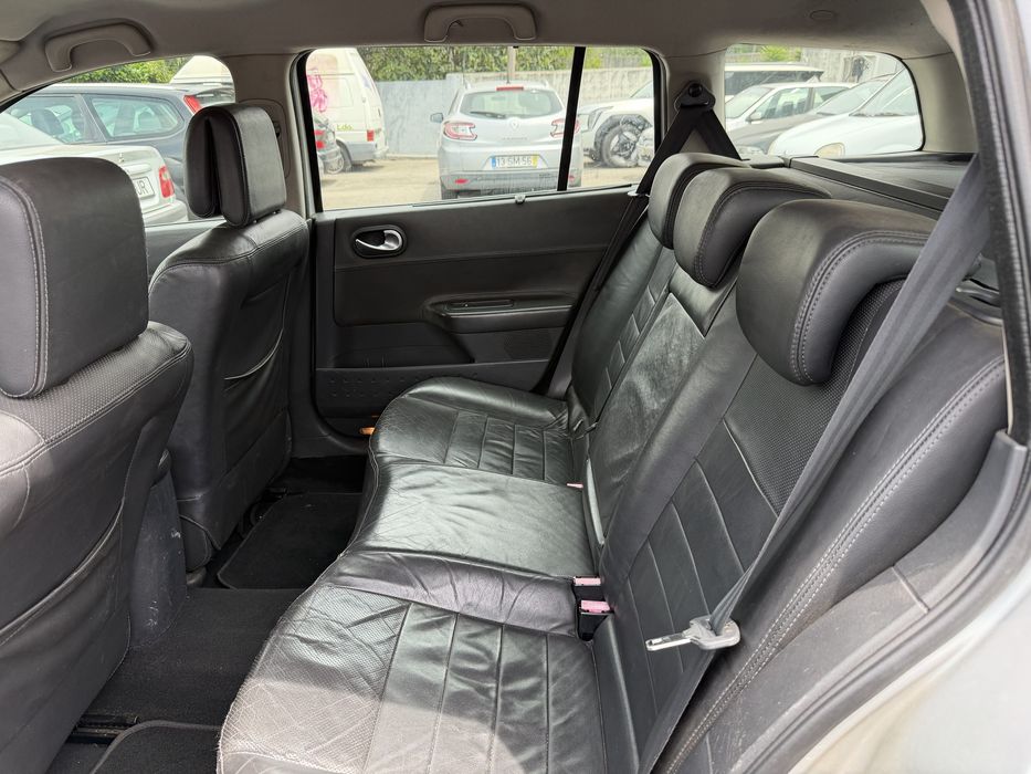 Renault megane 1.5dci 105cv 6v foto 4