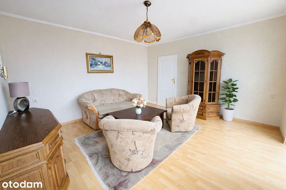 3 pokoje/ balkon/ świetna lokalizacja/ blisko DTŚ