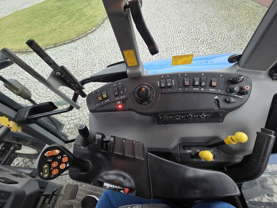 New Holland T7510 pierwszy właściciel 5143 mth salon PL TVT CASE STEYR