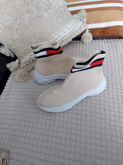 Tommy Hilfiger Tommy Jeans buty sportowe wsuwane adidasy roz 39