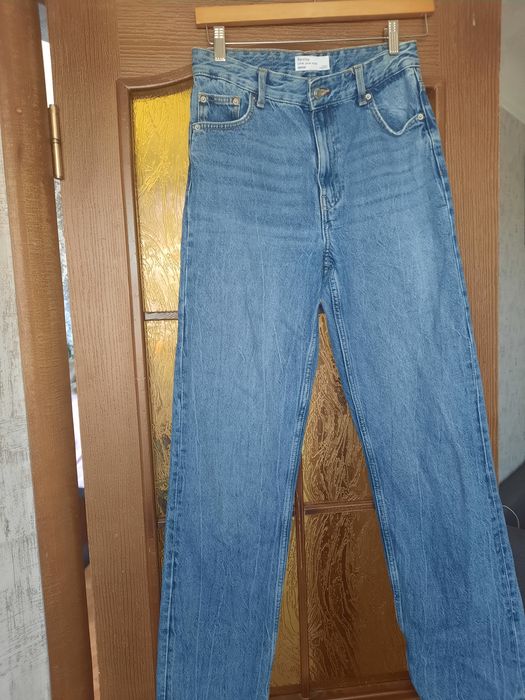 Джинсы Bershka 26