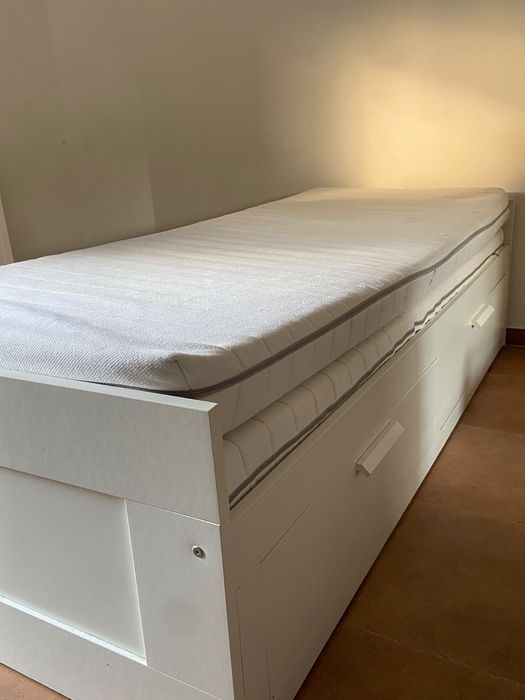 Cama IKEA BRIMNES + 2 Colchões Incluídos