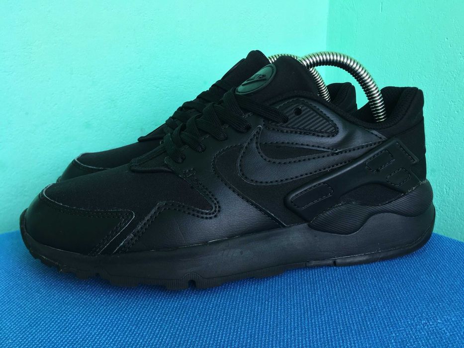 Кросівки Nike LD Victory