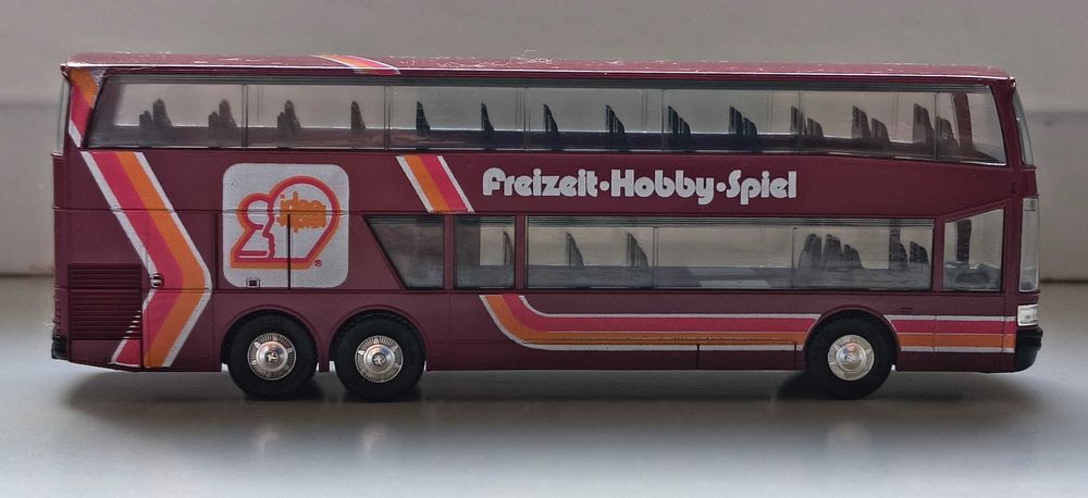Model Herpa 1:87 (H0) Setra S228 DT "Freizeit/Hobby/Spiel"
